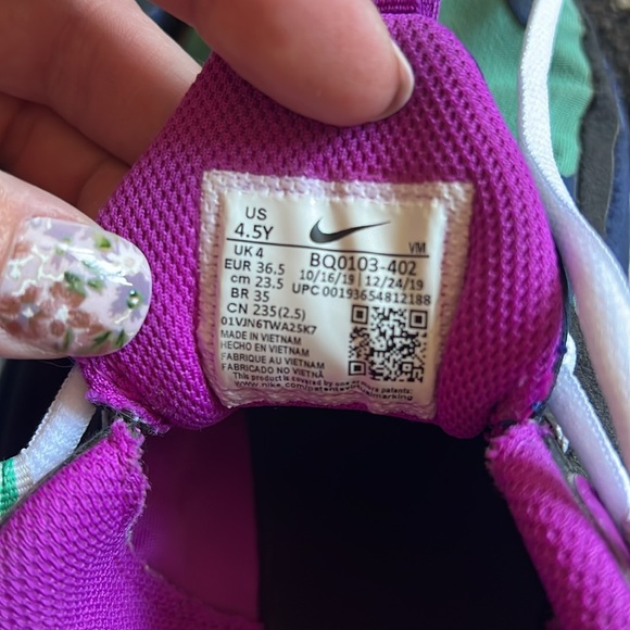 Nike React 270 Girls 4.5 - Picture 6 of 6